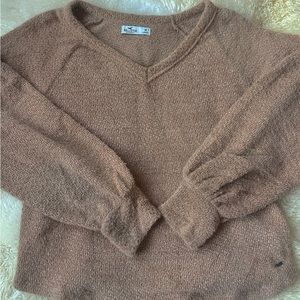 Hollister beige sweater. Size medium.